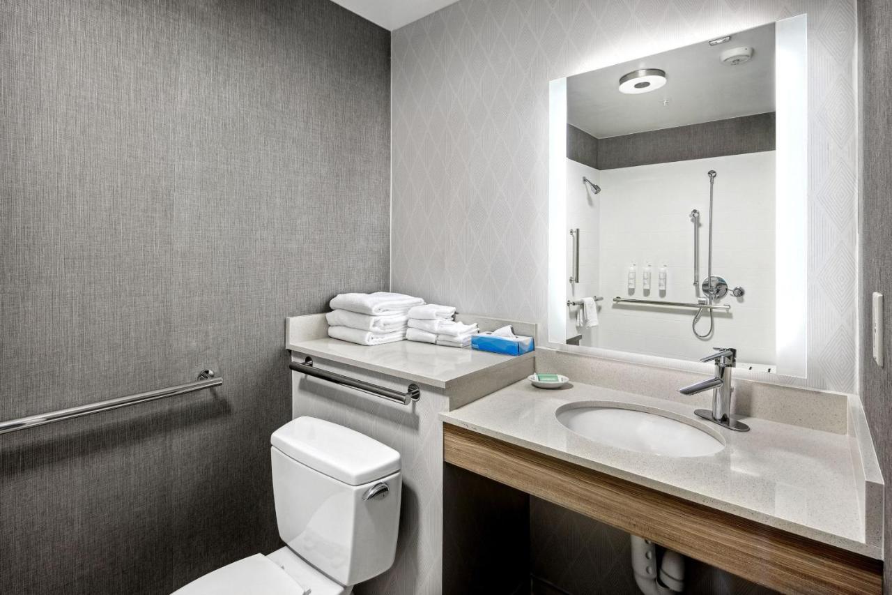 Springhill Suites Anchorage Midtown Екстериор снимка